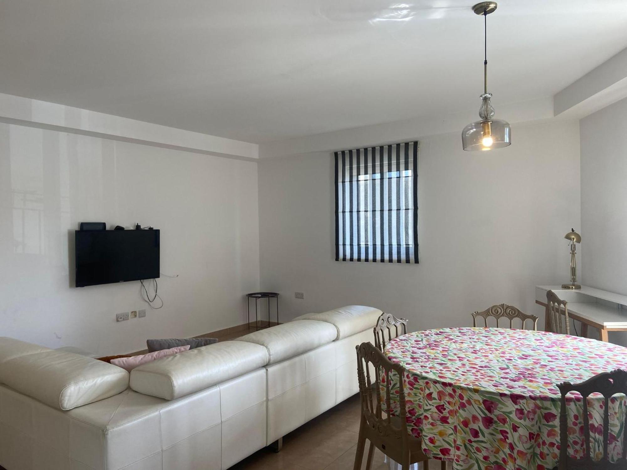 Cozy 2 Bedroom Apartment Near Seafront Gzira Екстериор снимка
